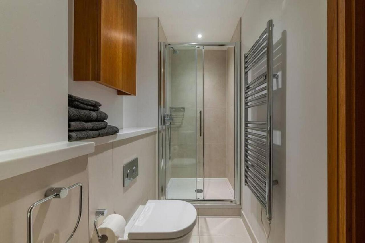 Apartment - Tower Hill - City Centre By Prime London Stays N-15 מראה חיצוני תמונה