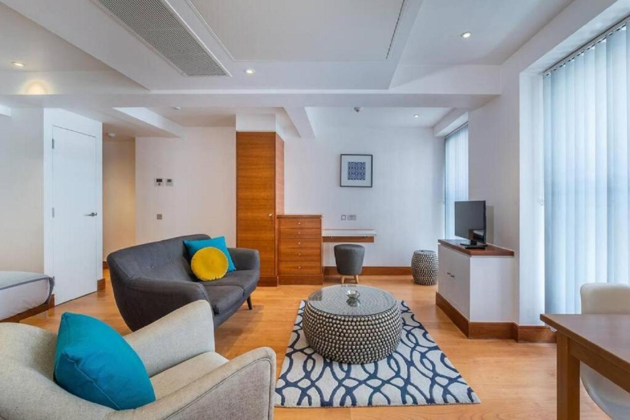 Apartment - Tower Hill - City Centre By Prime London Stays N-15 מראה חיצוני תמונה